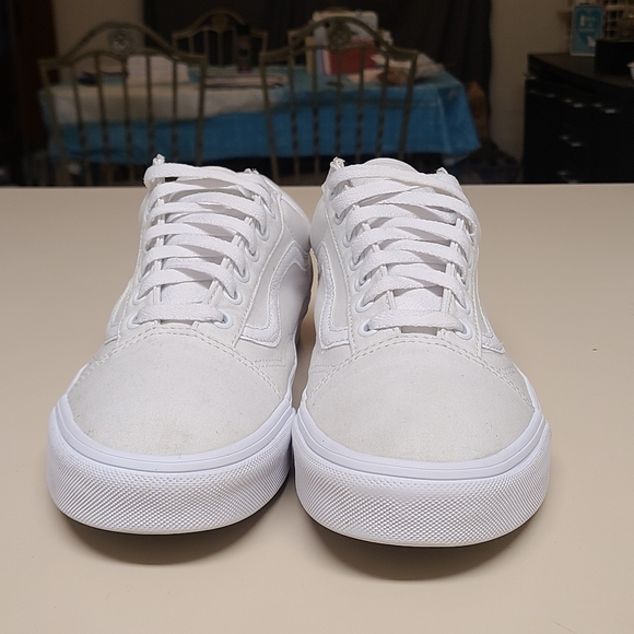 Vans Old Skool low top casual skateboard sneakers size 10 - Picture 2 of 9